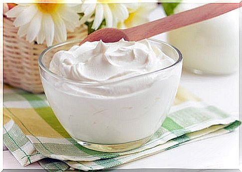 Masks to treat melasma with yogurt