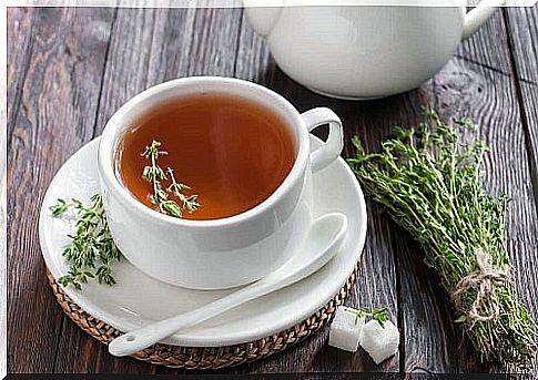 Teas that treat coughs like thyme