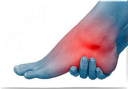 6 remedies for swollen feet and ankles