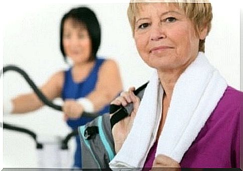 Healthy habits help relieve menopausal symptoms