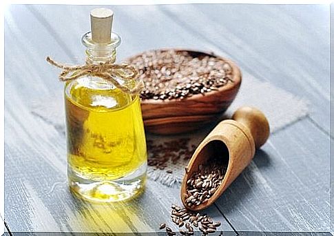 Natural remedies for hot flashes such as flaxseed oil