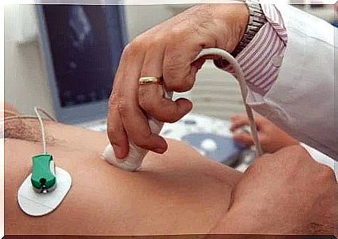 Patient undergoing an electrocardiogram