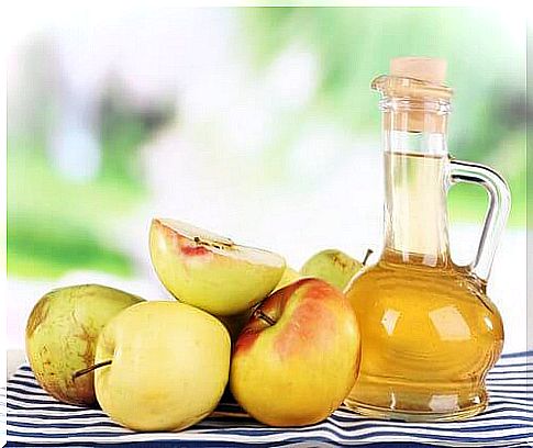 Use apple cider vinegar for fungal nail infections