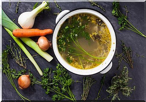 How to cook tasty vegetable soups for weight loss