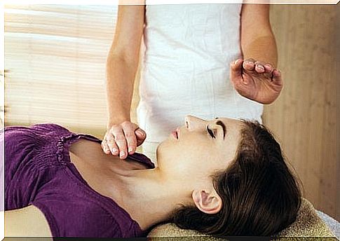 Japanese anti-stress technique and reiki method