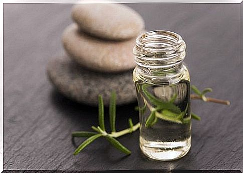 Rosemary can be used to prepare a natural deodorant