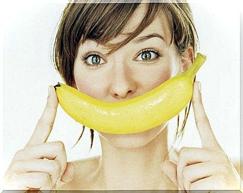 Natural teeth whitening products such as banana peels