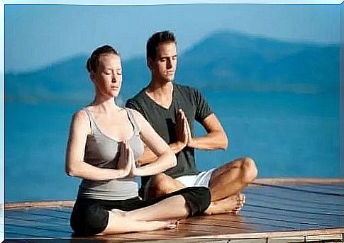 Practice yoga with your partner!