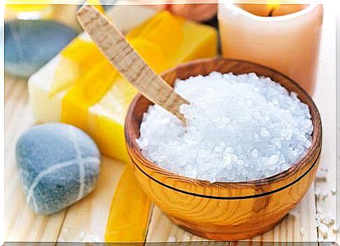 Sea salt helps eliminate cellulite