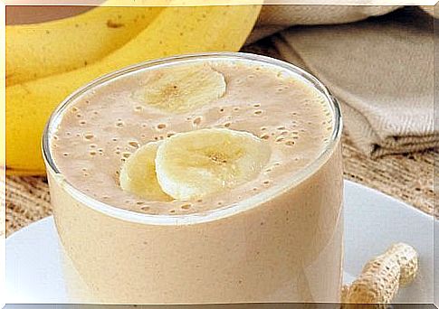 Banana smoothie treats insomnia